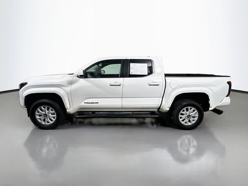Used 2024 Toyota Tacoma SR5 RWD image 8