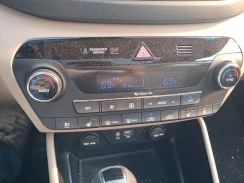Used 2017 Hyundai Tucson Limited w/ Limited Ultimate Package 03 AWD/4WD image 10