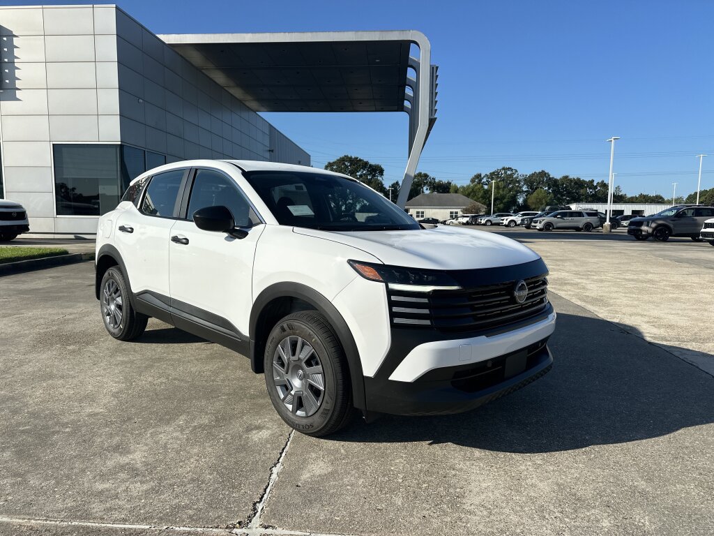 New 2027 Nissan Kicks S FWD image 3