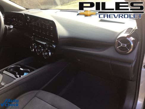 Used 2024 Chevrolet Blazer EV RS image 27