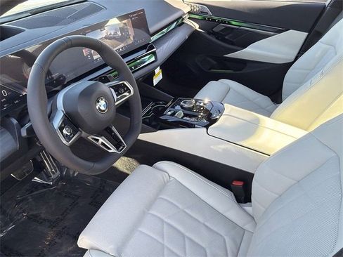 New 2026 BMW 530i 530i w/ M Sport Package image 18