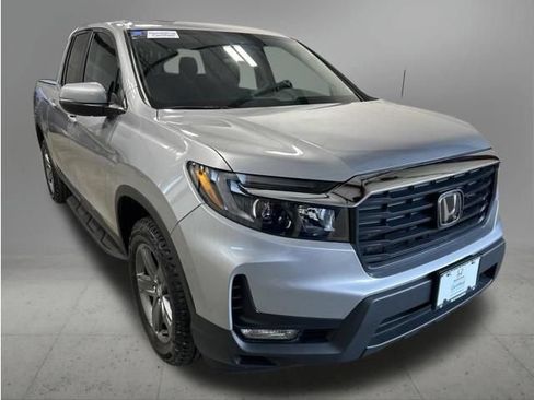 Certified 2023 Honda Ridgeline RTL image 9