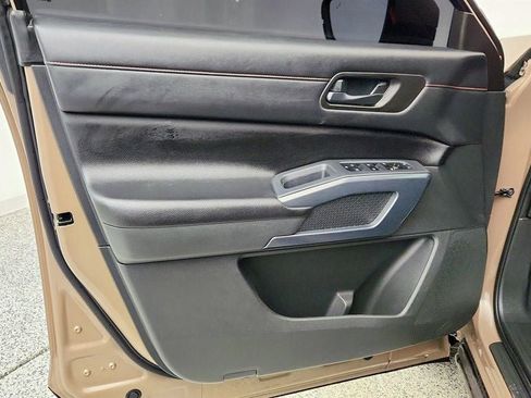 Used 2024 Nissan Pathfinder Rock Creek image 10