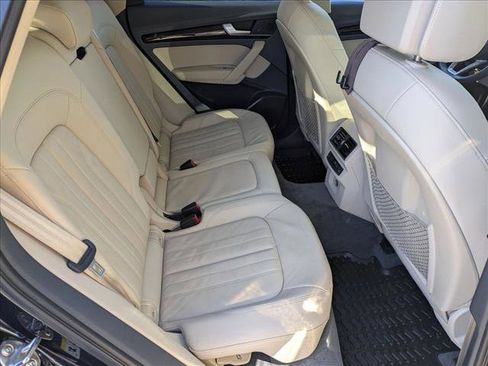 Used 2018 Audi Q5 2.0T Premium Plus w/ Premium Plus Package image 22