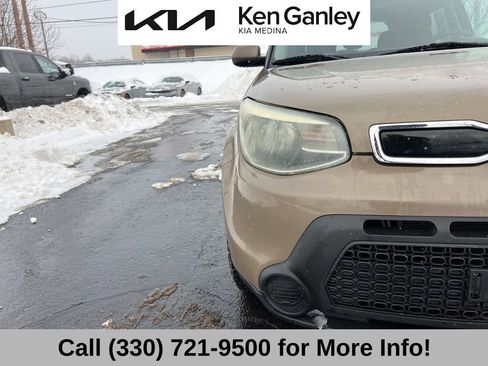 Used 2015 Kia Soul + image 17