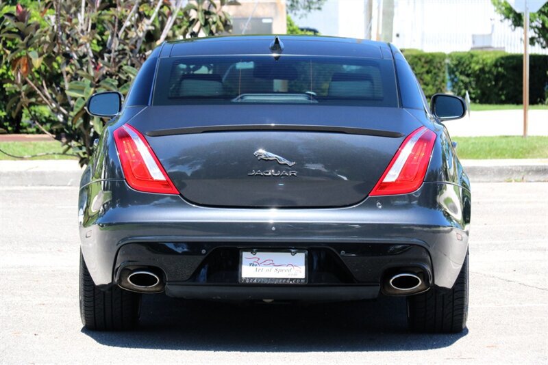 Used 2017 Jaguar XJ R-Sport RWD image 9