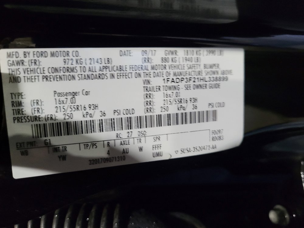 Used 2017 Ford Focus SE FWD image 33