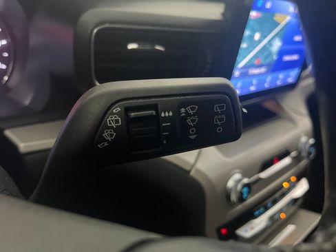 Used 2023 Ford Explorer XLT w/ Equipment Group 202A AWD/4WD image 63