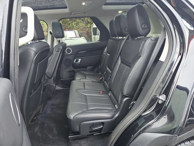 Used 2019 Land Rover Discovery SE AWD/4WD image 10