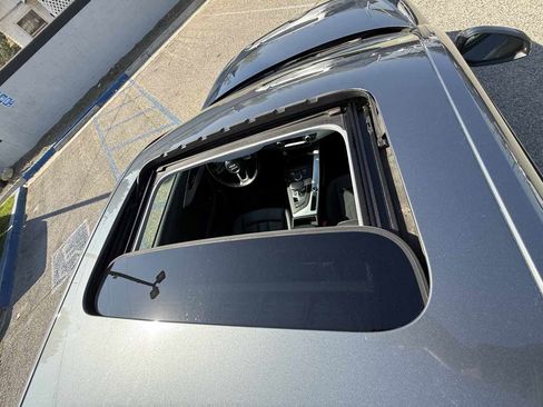 Used 2017 Audi A4 2.0T Premium image 35