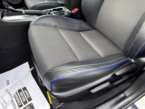 Used 2017 Toyota Corolla SE w/ Carpet Mat Package (TMS) image 17