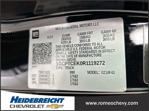 Certified 2024 Chevrolet Colorado LT w/ LT Convenience Package II AWD/4WD image 8