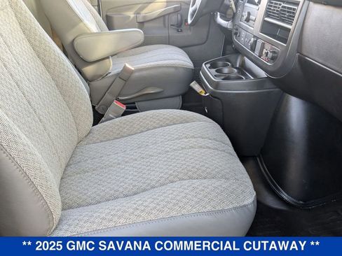 New 2025 GMC Savana 3500 w/ Power Convenience Package RWD image 22