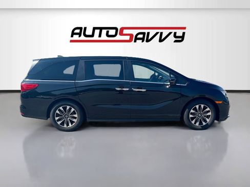 Used 2023 Honda Odyssey EX-L image 8