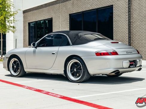Used 2002 Porsche 911 Cabriolet image 30