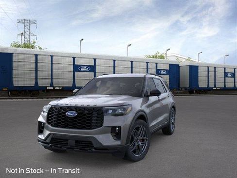 New 2026 Ford Explorer ST-Line w/ ST-Line Street Pack AWD/4WD image 2