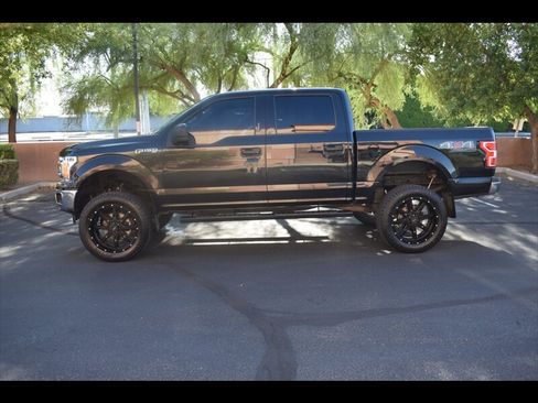 Used 2018 Ford F150 XLT AWD/4WD image 5