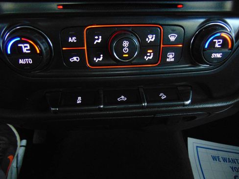 Used 2015 GMC Sierra 1500 SLE w/ SLE Value Package image 18