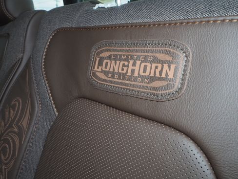 New 2025 RAM 1500 Limited image 24