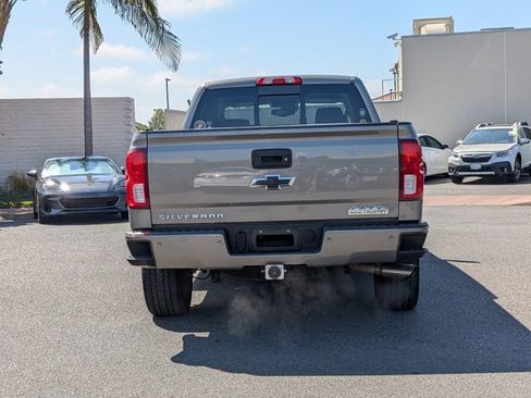Used 2017 Chevrolet Silverado 1500 High Country AWD/4WD image 6
