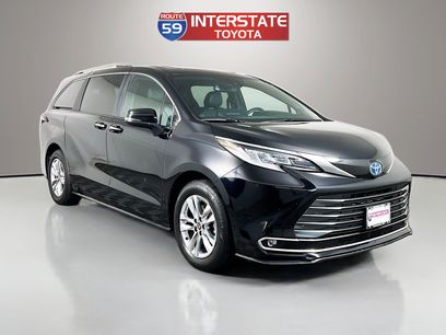 Used 2025 Toyota Sienna Limited