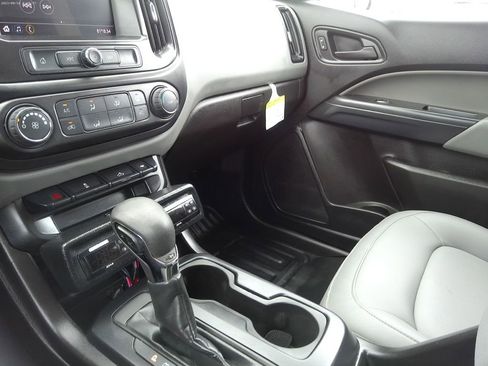 Used 2022 Chevrolet Colorado W/T w/ WT Convenience Package image 28