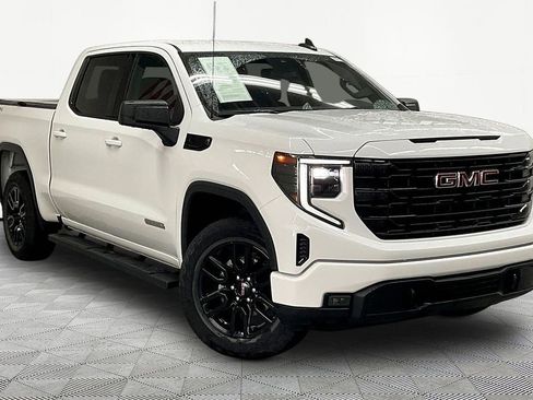 Used 2024 GMC Sierra 1500 Elevation image 3