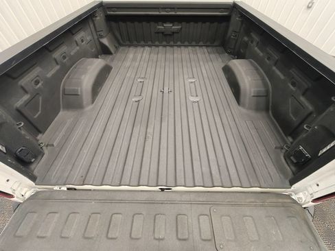 Used 2021 Chevrolet Silverado 2500 LTZ w/ LTZ Convenience Package AWD/4WD image 31