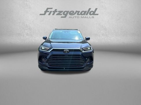 Used 2024 Toyota Grand Highlander AWD image 2