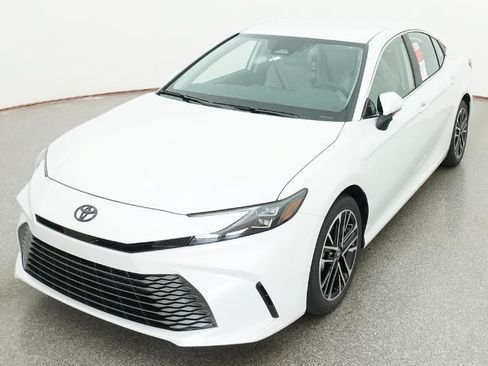 New 2026 Toyota Camry XLE FWD image 16