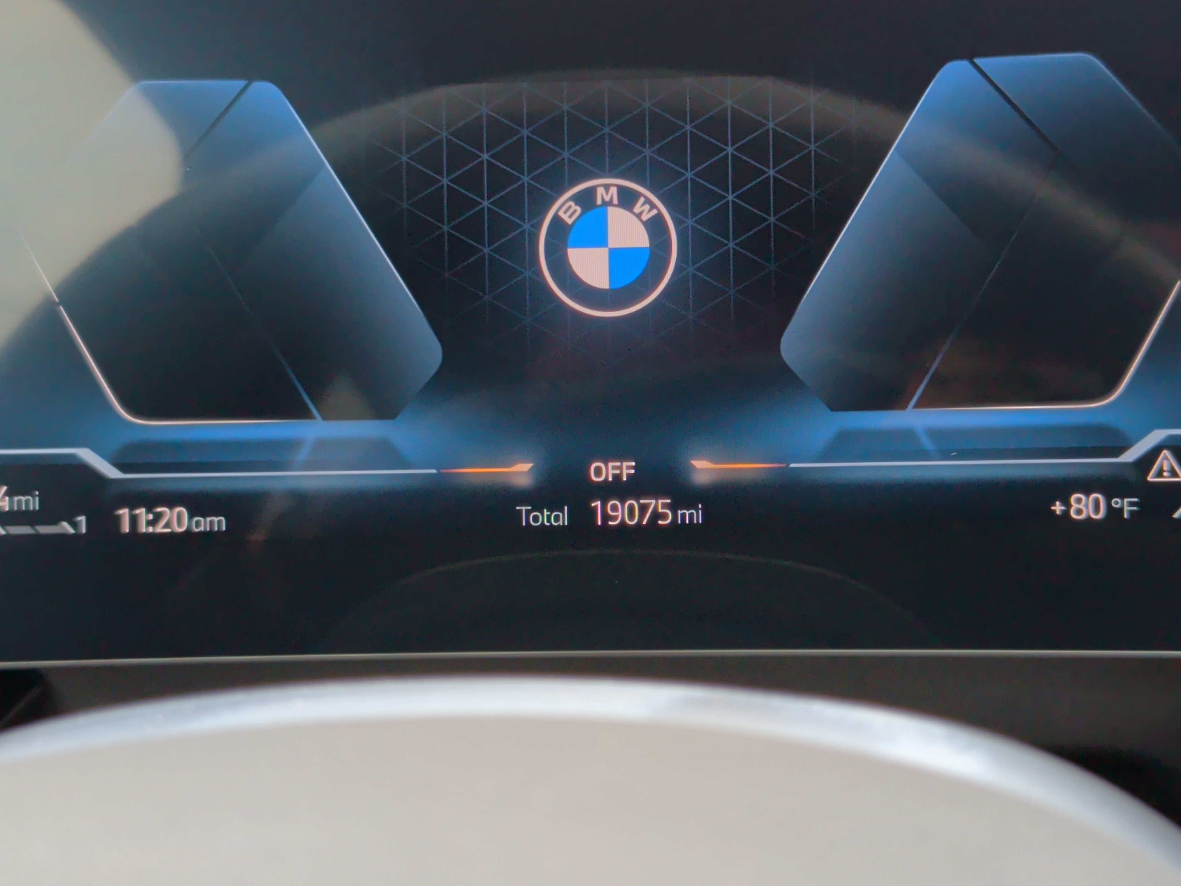 Used 2025 BMW X1 xDrive28i AWD/4WD image 14