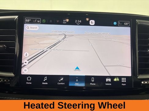 Used 2025 Chrysler Pacifica Limited FWD image 23