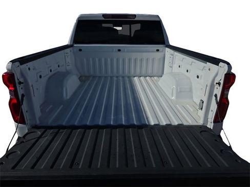 Used 2024 Chevrolet Silverado 1500 LT Trail Boss w/ Convenience Package II image 19