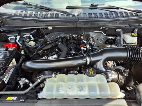 Certified 2023 Lincoln Navigator Reserve RWD image 3