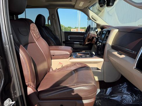 Used 2017 RAM 3500 Laramie Longhorn w/ Convenience Group AWD/4WD image 21