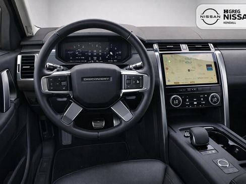 Used 2021 Land Rover Discovery S R-Dynamic AWD/4WD image 6