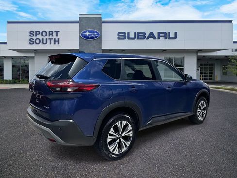 Used 2023 Nissan Rogue SV AWD/4WD image 3