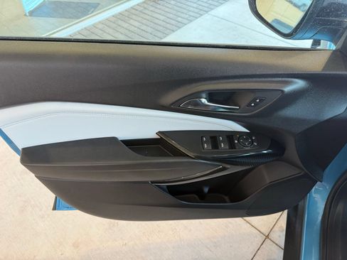 New 2026 Chevrolet Trax LT w/ Midnight Edition FWD image 11