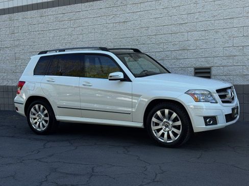 Used 2012 Mercedes-Benz GLK 350 4MATIC image 4