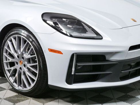 New 2026 Porsche Panamera image 39
