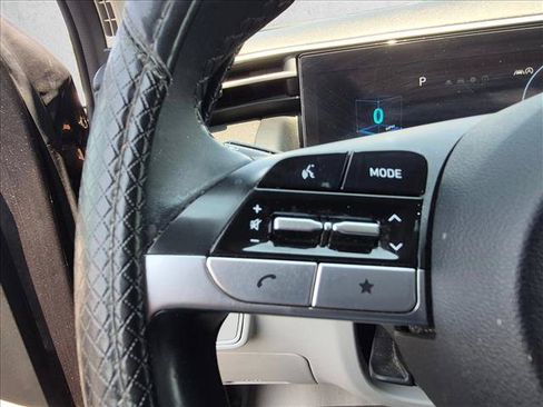 Certified 2022 Hyundai Tucson SEL w/ Convenience Package FWD image 18