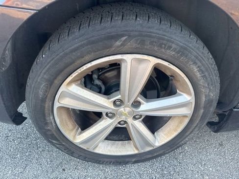 Used 2015 Chevrolet Cruze LT w/ Sun, Sound and Sport Package image 23