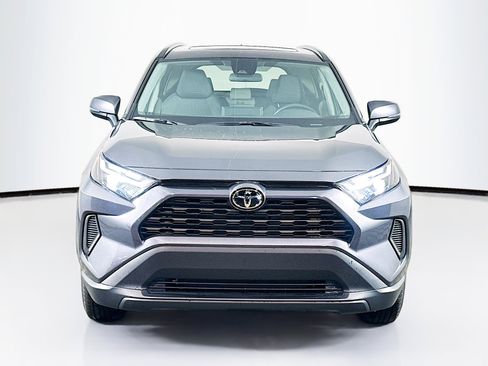 Used 2025 Toyota RAV4 XLE w/ Convenience Package FWD image 2