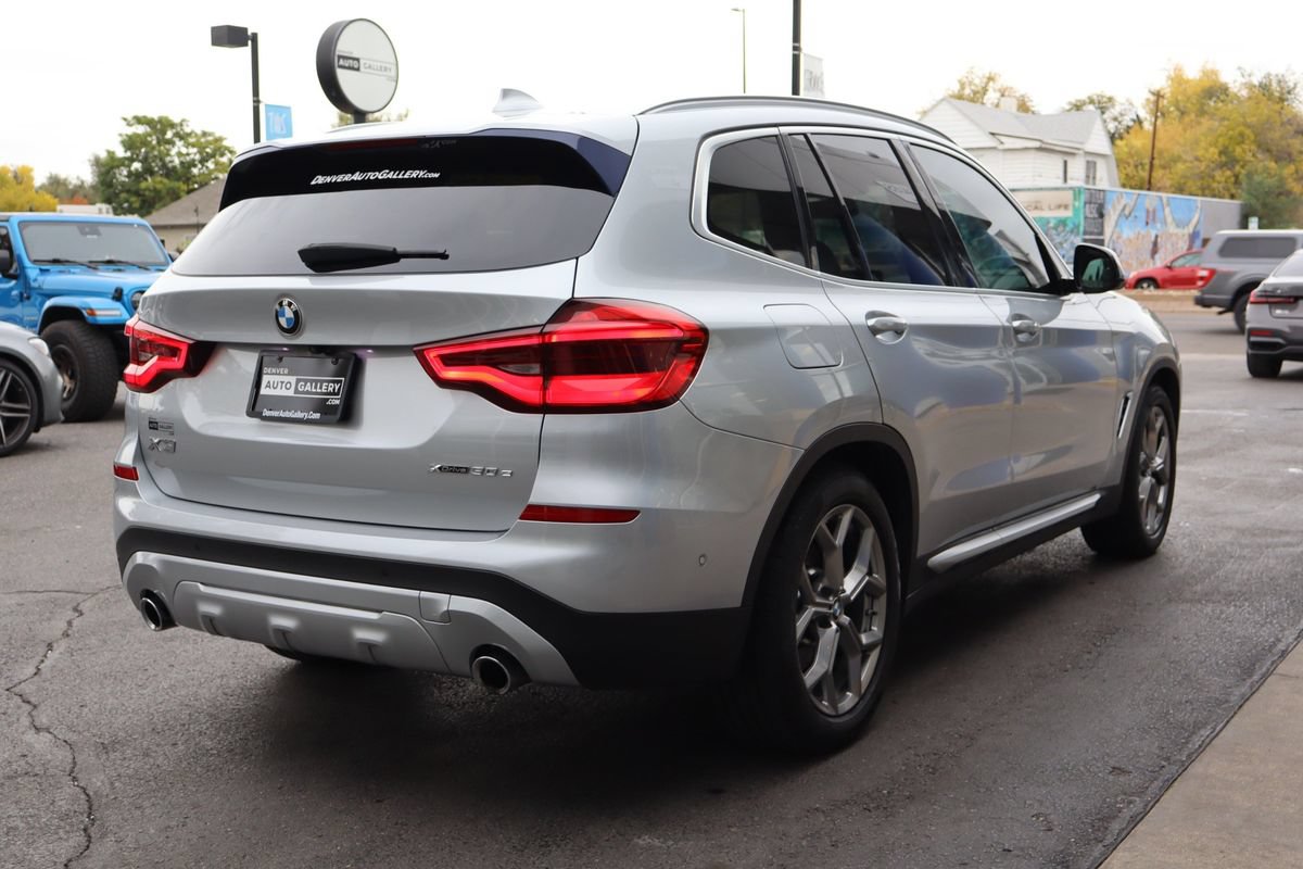 Used 2021 BMW X3 xDrive30e w/ Premium Package AWD/4WD image 5