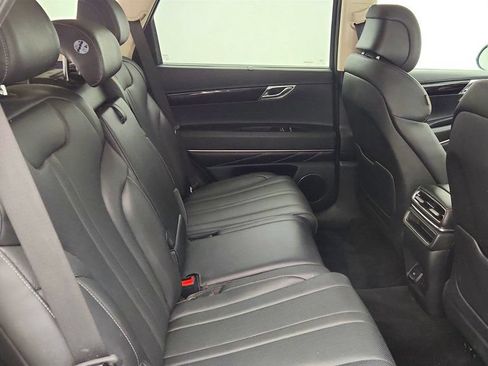Used 2025 Genesis GV80 2.5T AWD/4WD image 22
