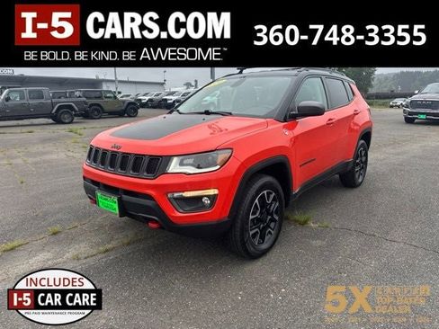 Used 2020 Jeep Compass Trailhawk w/ Cold Weather Group AWD/4WD image 1
