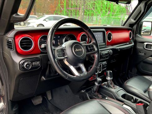 Used 2019 Jeep Wrangler Unlimited Rubicon w/ LED Lighting Group image 17