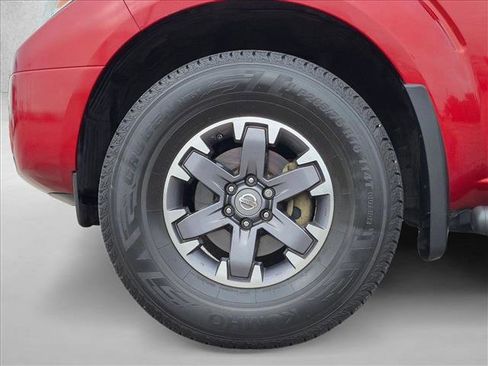 Used 2016 Nissan Frontier PRO-4X w/ Pro-4x Luxury Package AWD/4WD image 24