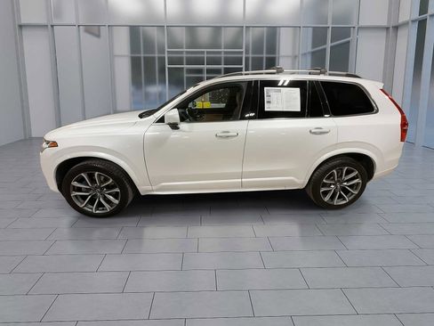 Used 2019 Volvo XC90 T6 Momentum image 5