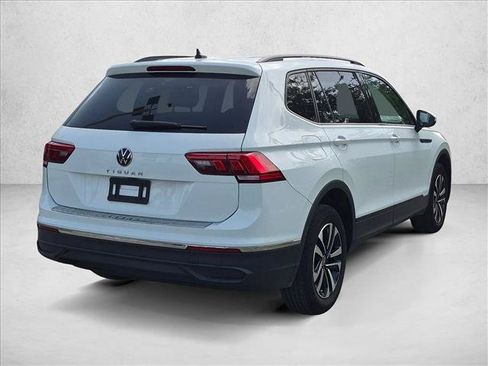 Used 2022 Volkswagen Tiguan S FWD image 5